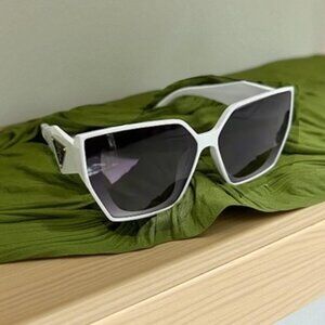 New Stylish Women's Sunglasses with White Frame